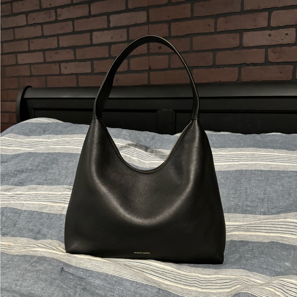 Mansur Gavriel Candy Hobo